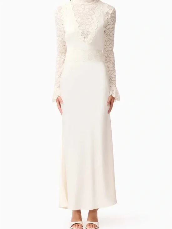 ELLIATT Margot Long Sleeve Gown in White S - Picture 2 of 8